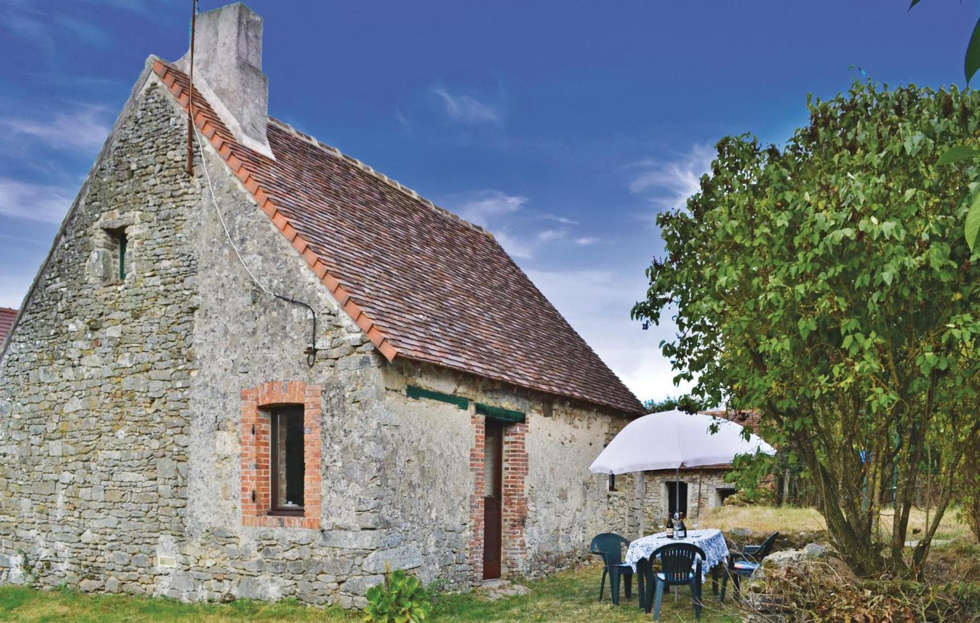1 Bedroom Nice Home In Saint Martin Le Mault Exterior photo