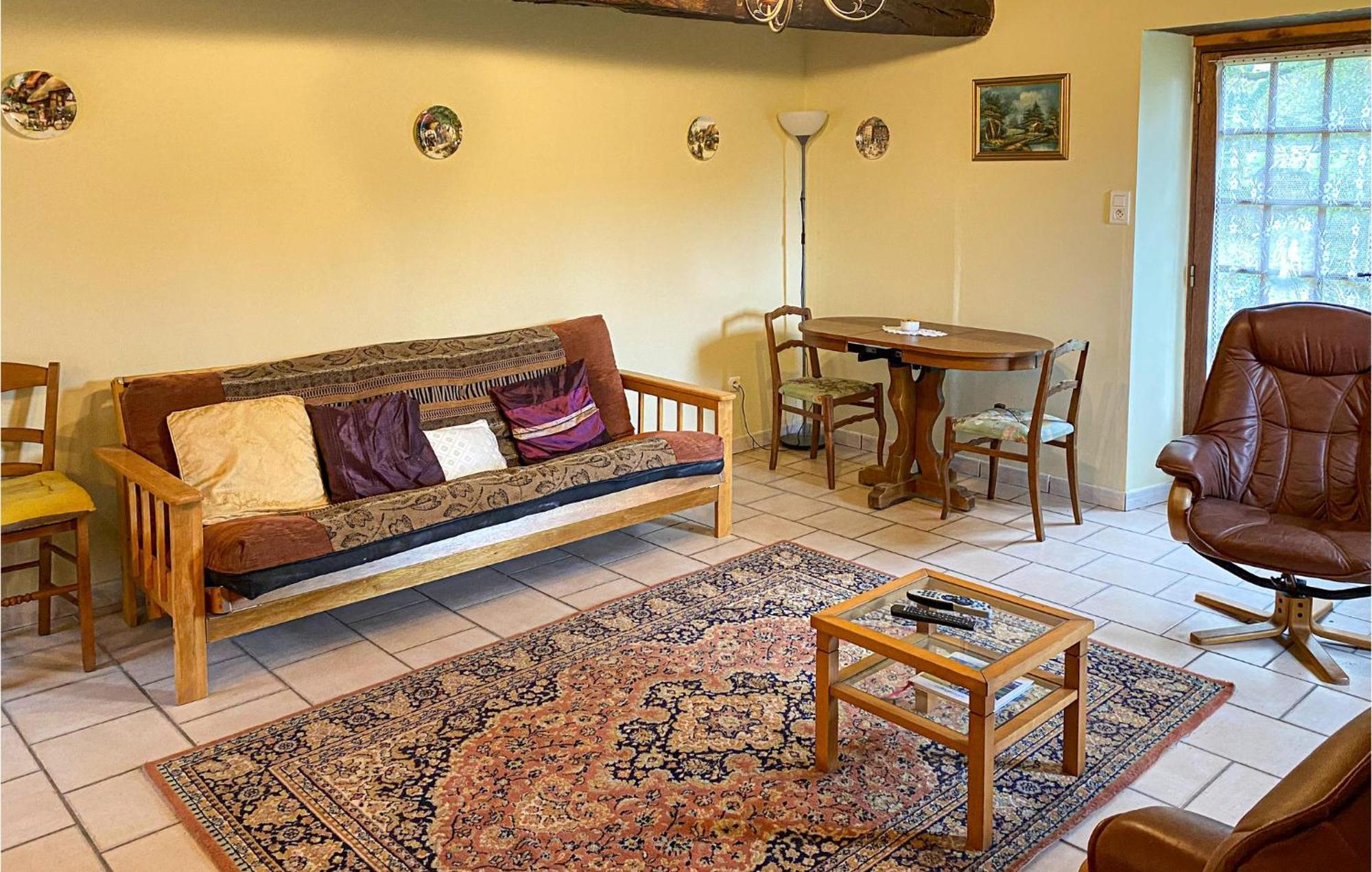 1 Bedroom Nice Home In Saint Martin Le Mault Exterior photo